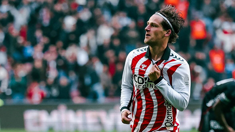 Samsunspor carlo holse ile yollarini ayirdi yeni takimi belli oldu UOPZ4X9N